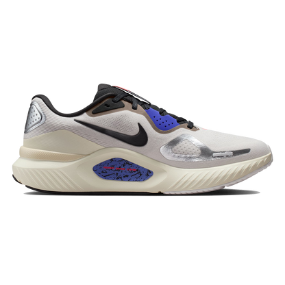 Nike Structure 26