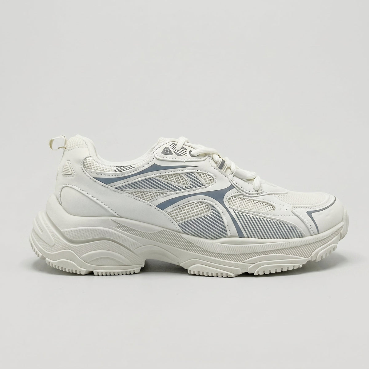 AeroStep Nova – Everyday Comfort Sneakers