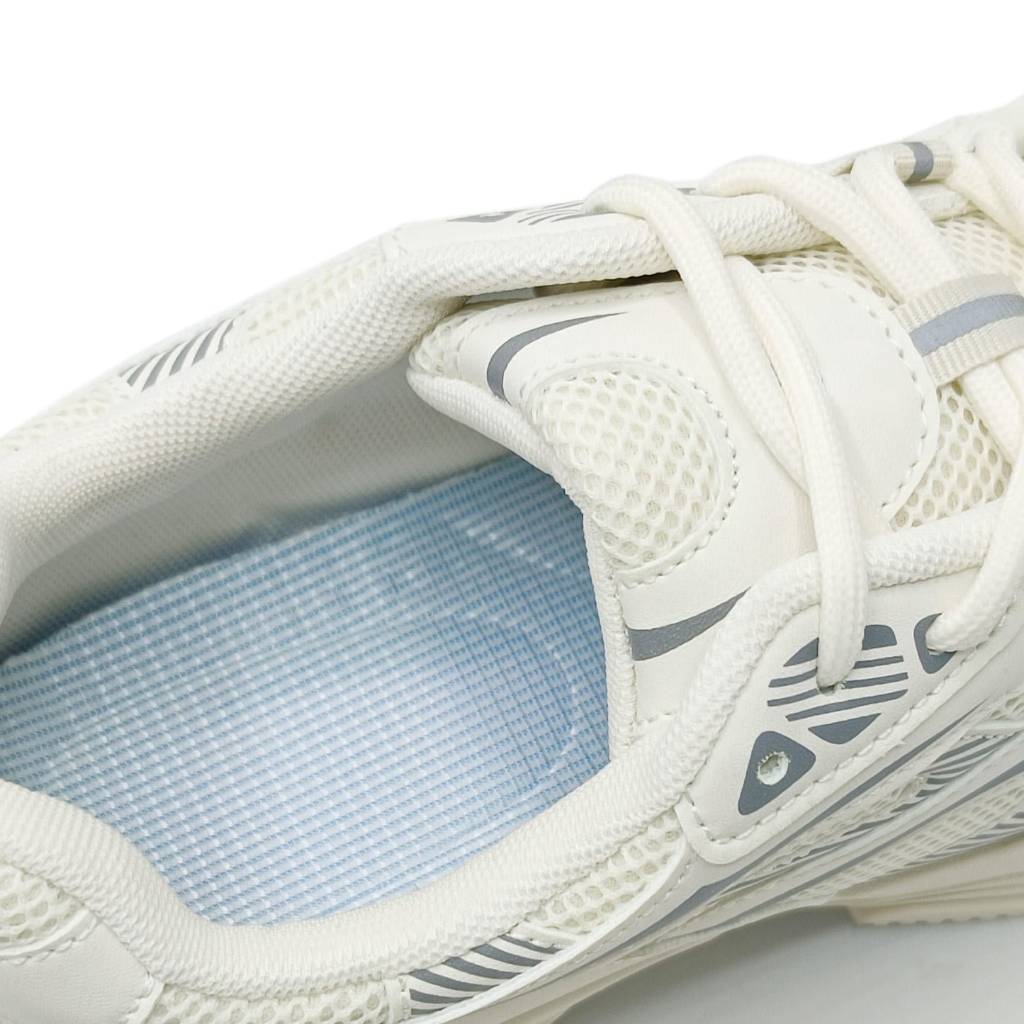 AeroStep Nova – Everyday Comfort Sneakers