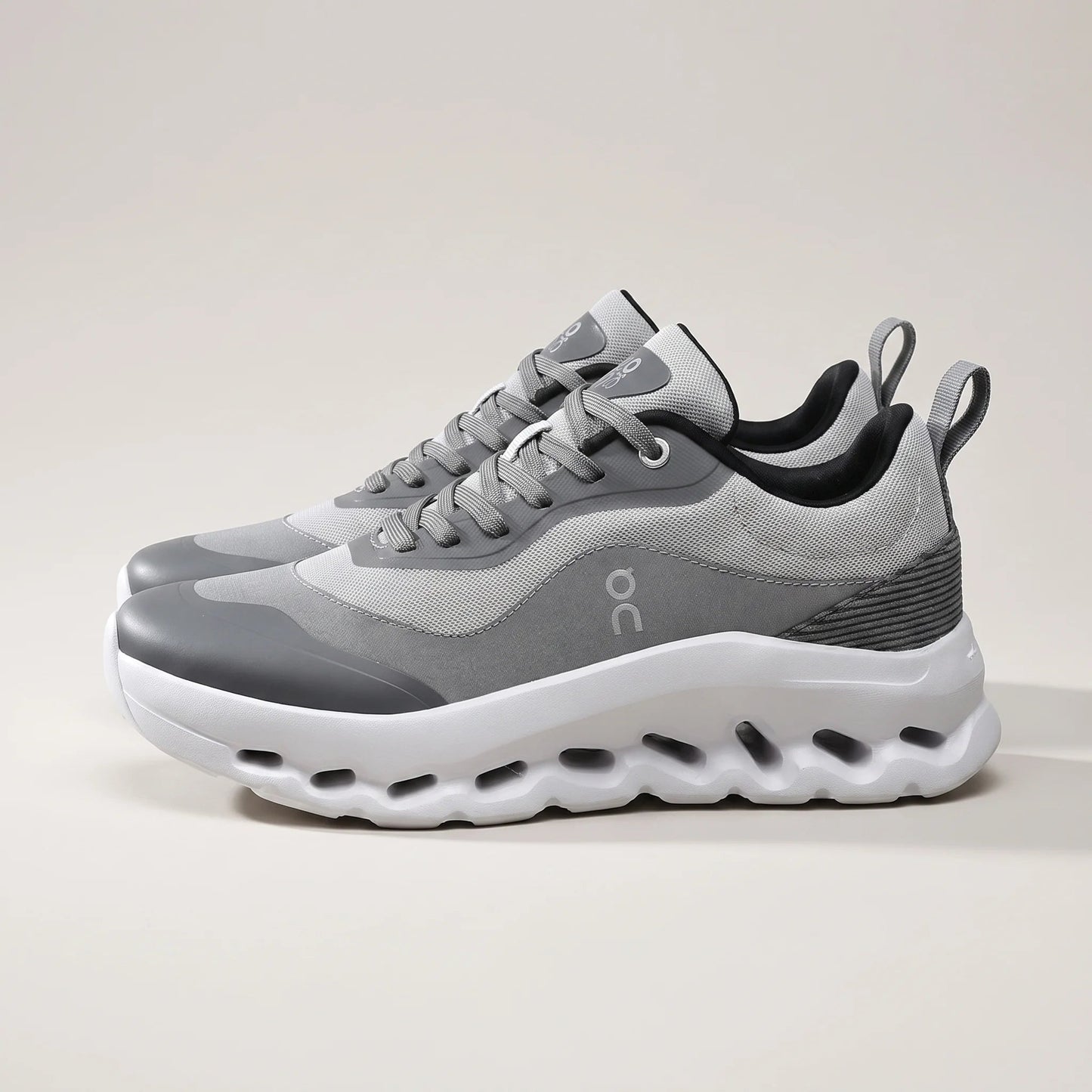 Cloudtilt 2 x Loewe